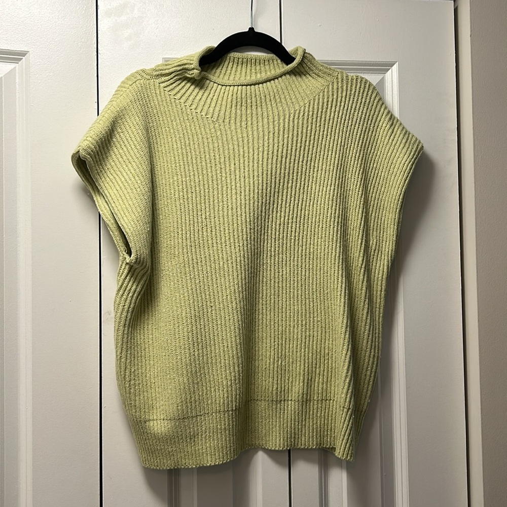 Lelia Sweater Top